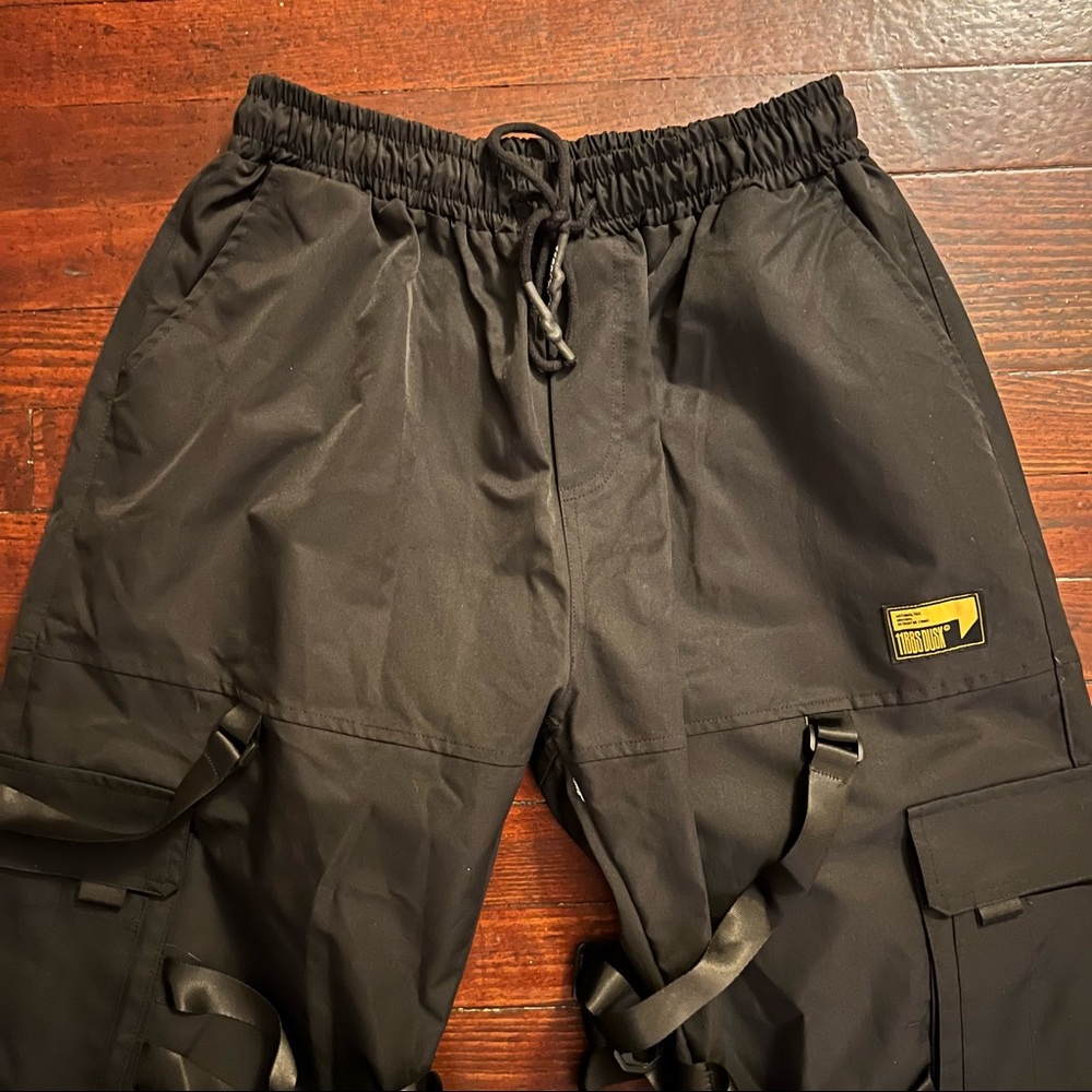SOLD The ‘Axton’ Pants. Deadstock streetwear Cargos